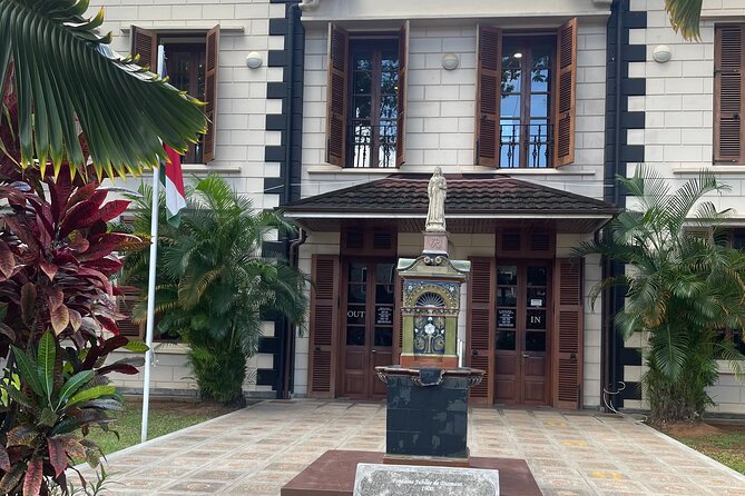 5 Hour Private Customize Tour of Mahe, Seychelles - The guide makes the difference