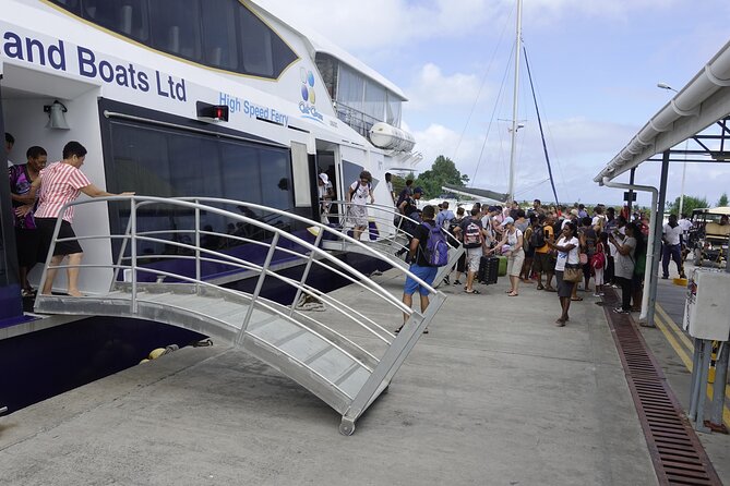 Cat Cocos: Praslin Island to Mahe Island Fast Ferry - Punctuality and onboard comfort