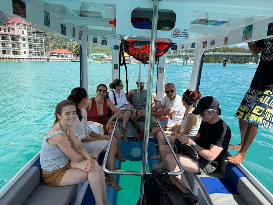 Glassbottom boat & Crystalkayak SteAnneMarinePark Snorkeling - A second snorkeling session before 4 p.m.