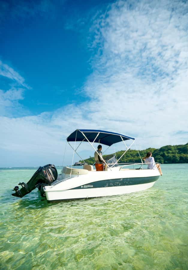 Mahe Island: St. Anne Marine Park Snorkeling Trip - Long Island and its short beach pause
