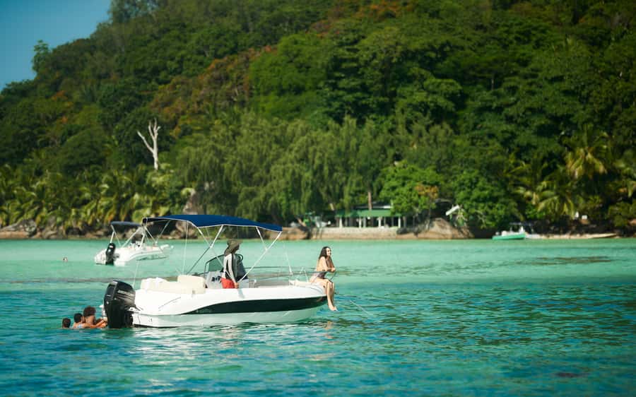 Mahe: Private half-day boat trip at the St.Anne Marine Park - Who will enjoy this boat trip most
