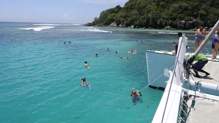 Mahe: St.Anne Marine National Park Reef Safari with Lunch - Is $148 a fair price?