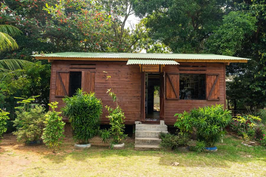 Mahé: Wild South Discovery Trip with Local Lunch - La Plaine St Andre and the rum tasting