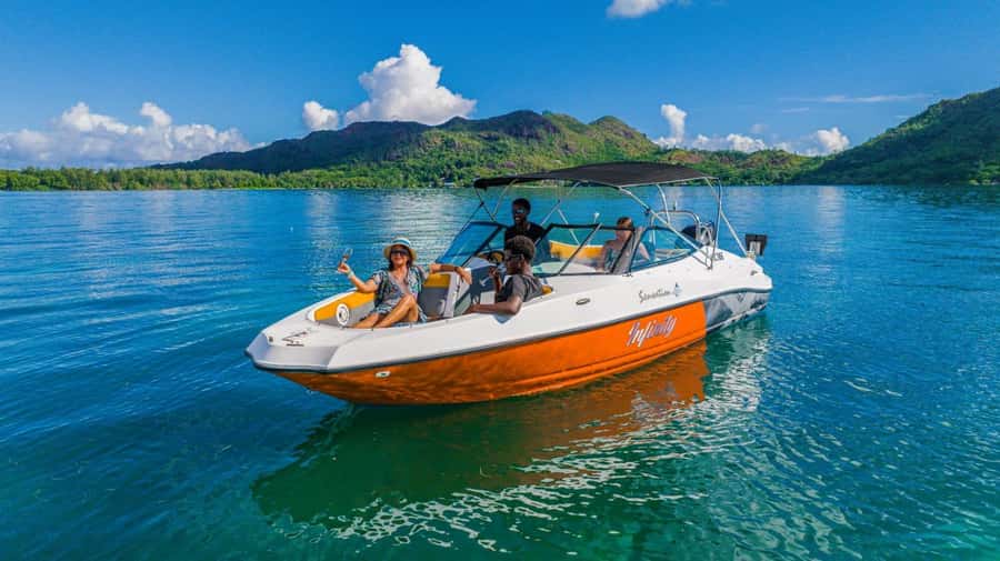 Praslin: Curieuse & St-Pierre Boat Adventure with Snorkeling - The Curieuse walk, mangroves, and beach views