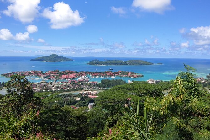 Private Airport Transfers To Somes Hotels ,Ferry,Port - Is $45.36 good value for up to four people?