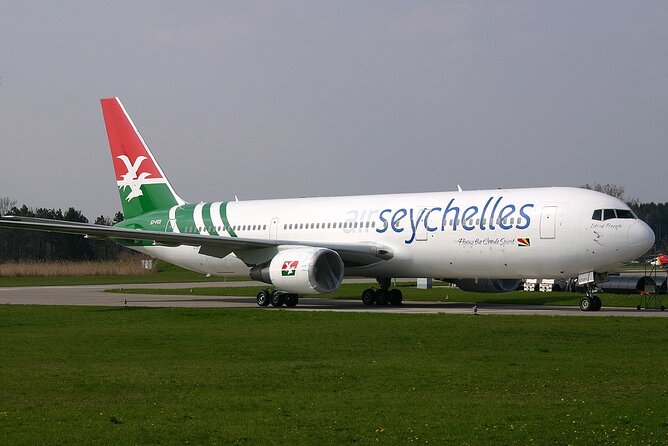 Private ARRIVAL Transfer from Seychelles Airport to any Hotels in Mahe - From the arrivals hall to your Mahe hotel