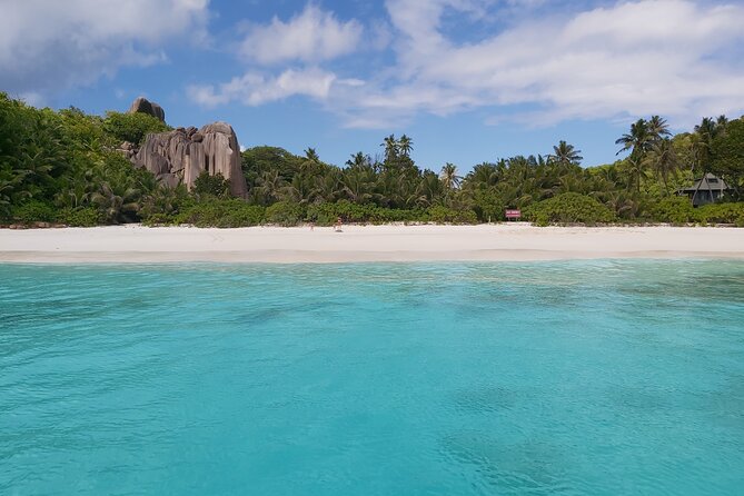 Private Seychelles Islands Tour by Boat with snacks & drinks - Who will get the most from the $261.71 price
