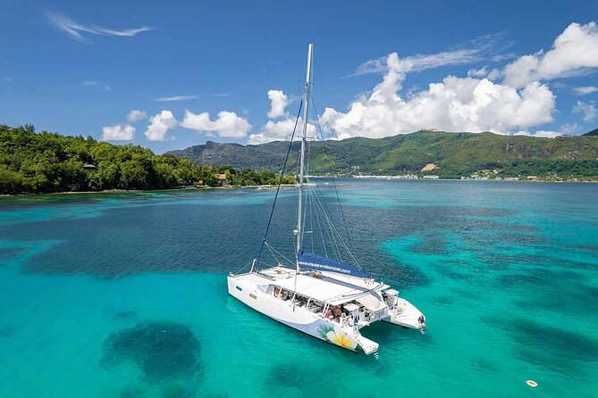 Sainte Anne Marine Park and Moyenne Island - Why this Mahé boat trip works so well
