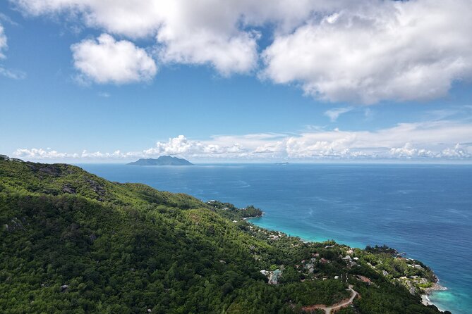 Seychelles Airport & Hotel Transfers (1 WAY ONLY) - Arriving at Mahé Airport with a driver waiting