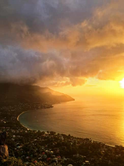 Sunset Explorer! Scenic Mountain Hike in Seychelles - Why this sunset hike is different