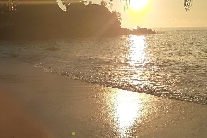 Taxi service & Mahe Island tours - One taxi, many sides of Mahe