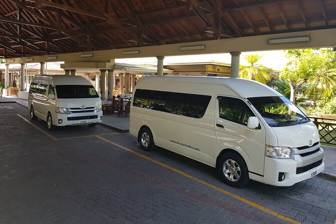 Taxi Services & Transfers on Praslin Island - The human side of the service